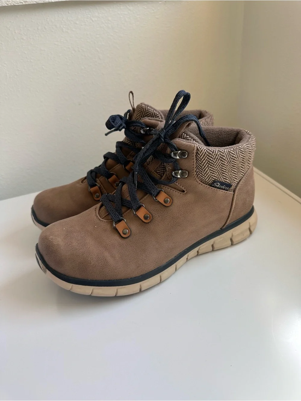 Women’s Skechers Booties Size 8